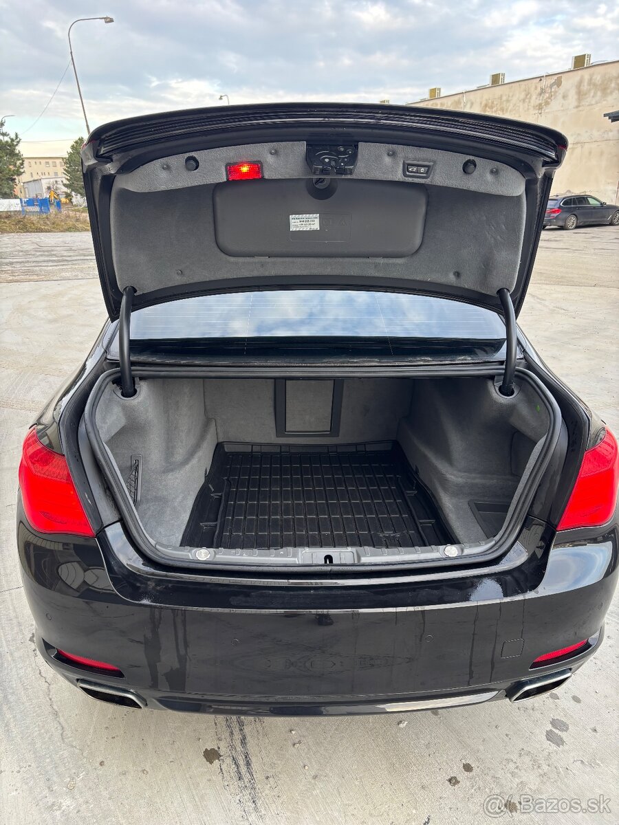 BMW 740d xDrive 225kW 2012 4x4 Luxury - 4