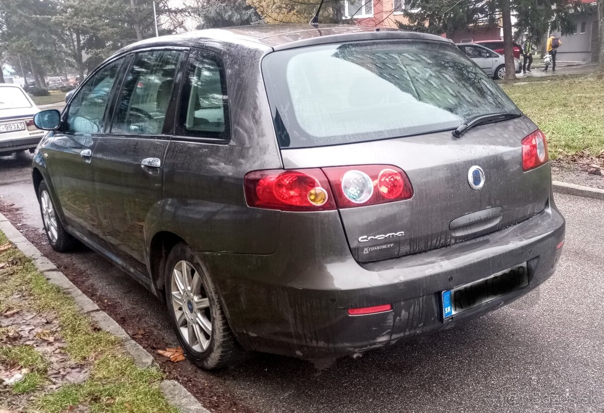 Fiat Croma 2.2 benzín - 4