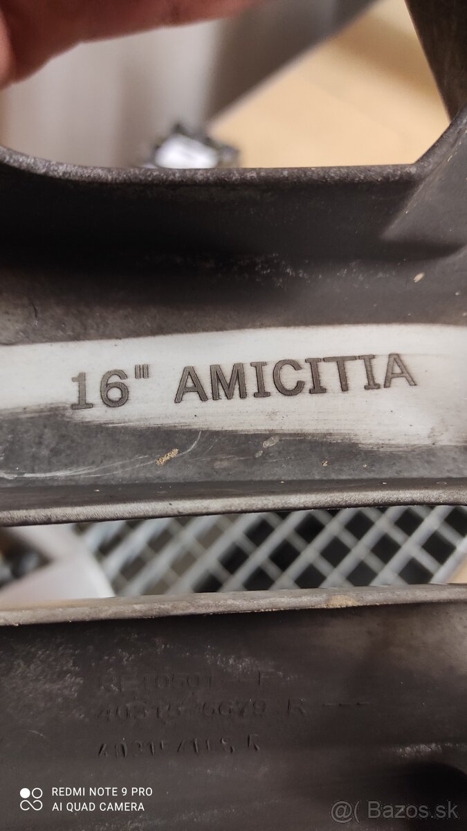 Kryt kolesa Renault R16 - 4