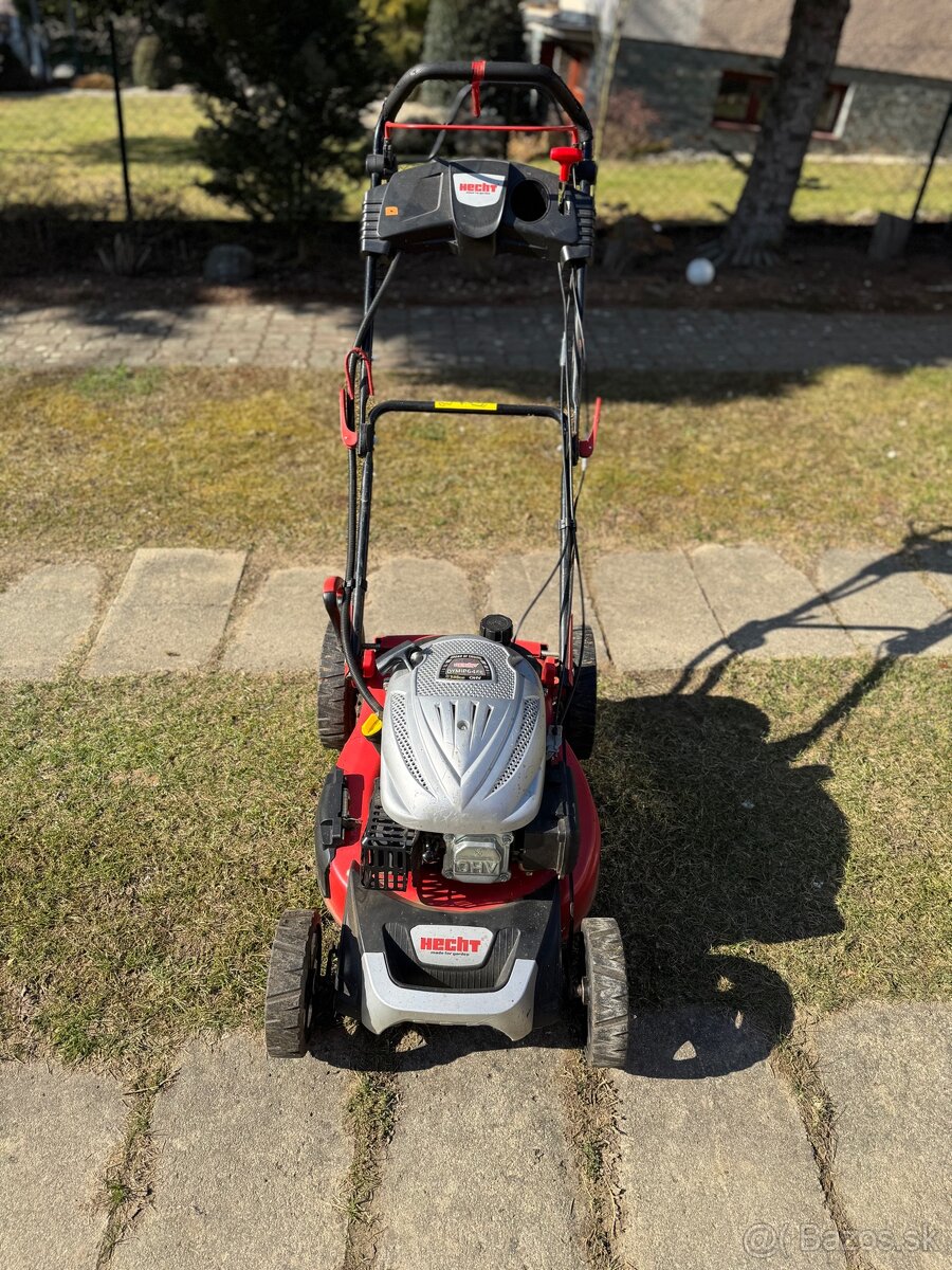 Motorova kosacka Hecht 848 SWE - 4