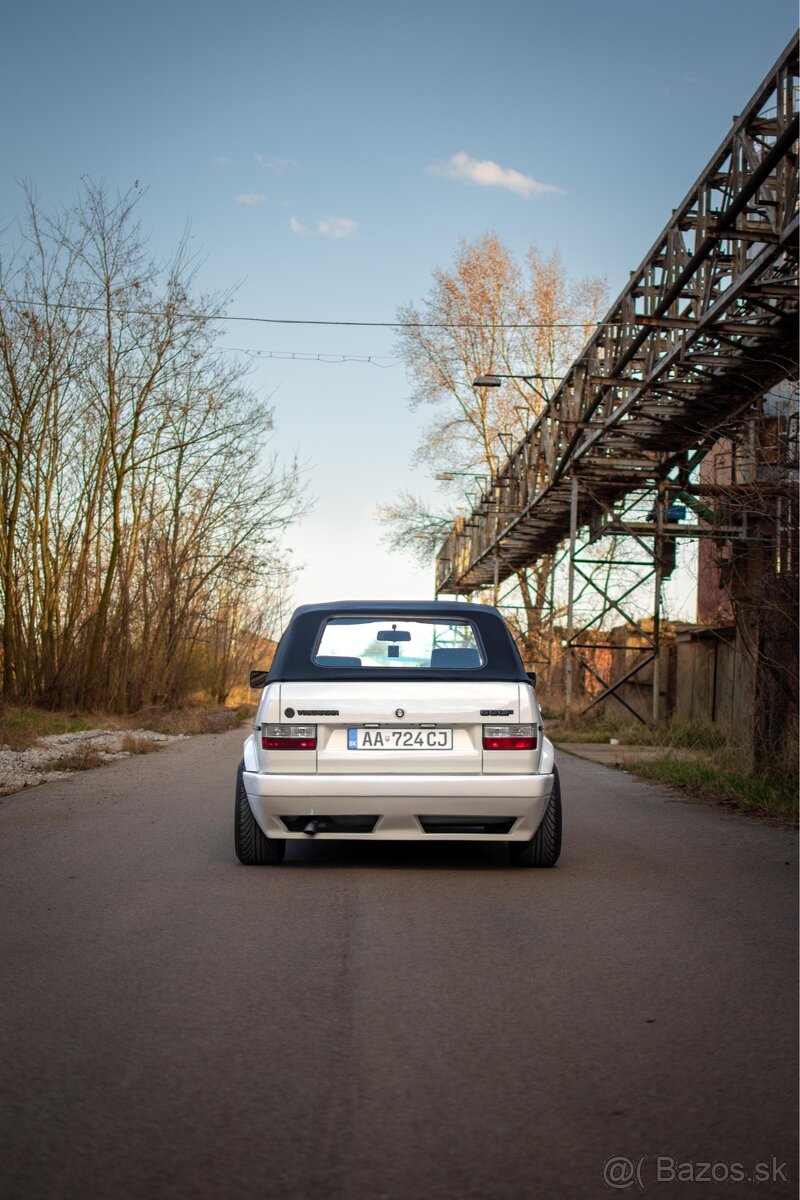 Volkswagen Golf MK1 Cabrio - 4