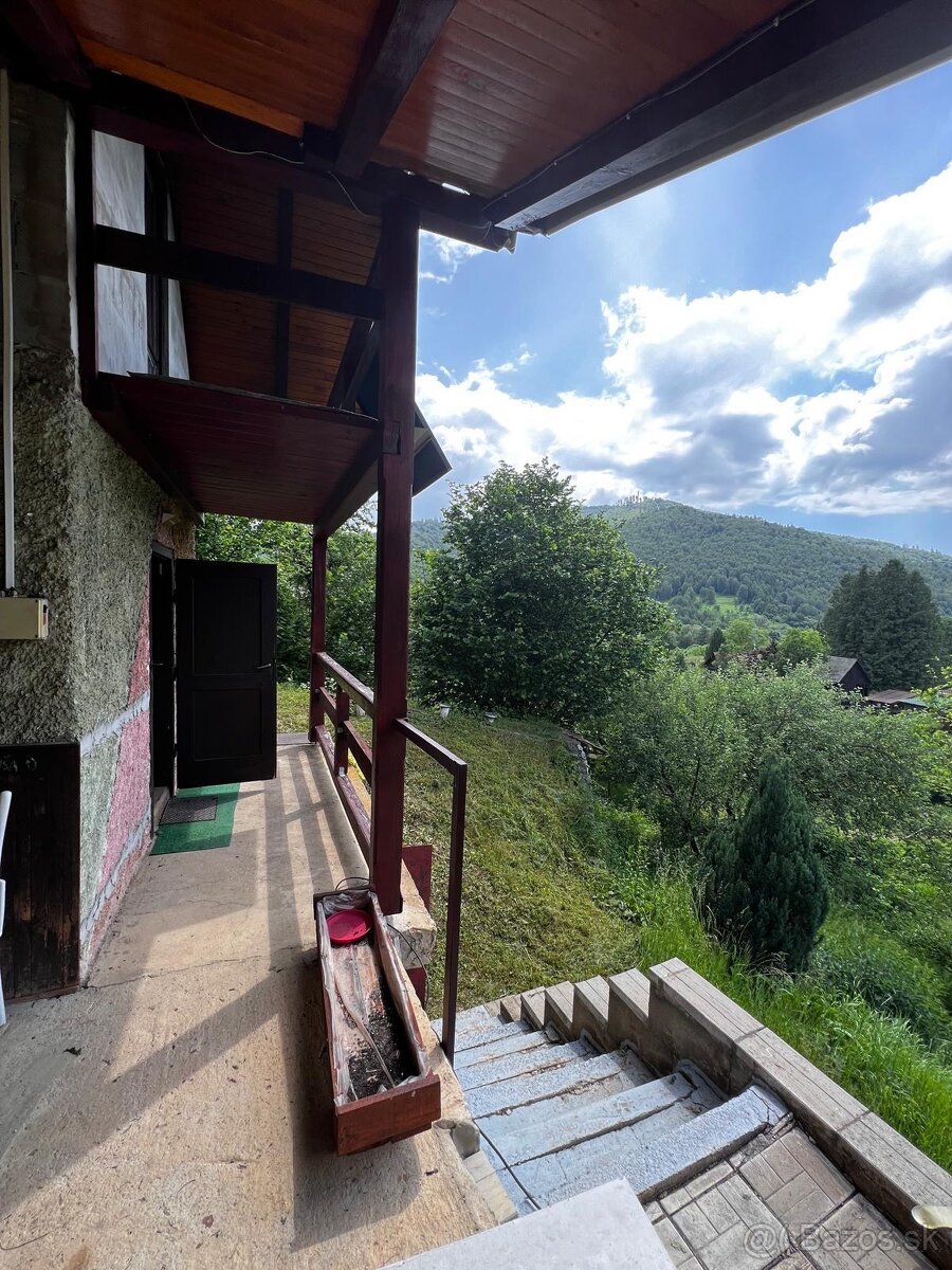 Chata s pozemkom 2 480 m² - Majer - 4