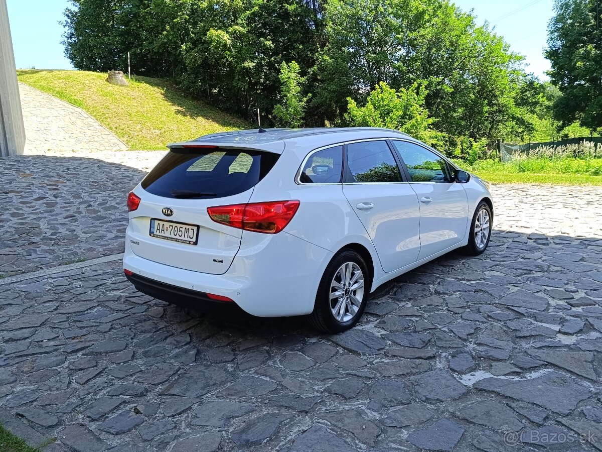 ✳️Kia Ceed SW 1,6 CRDi GOLD 115000 KM NOVÁ TK/EK✳️ - 4