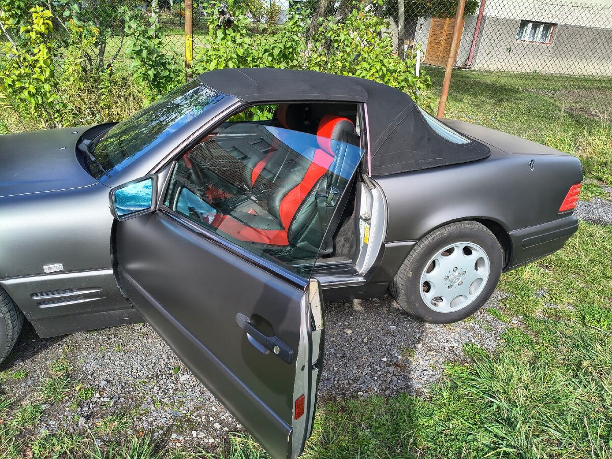 Mercedes 129 R (žehlička) kabrio - 4