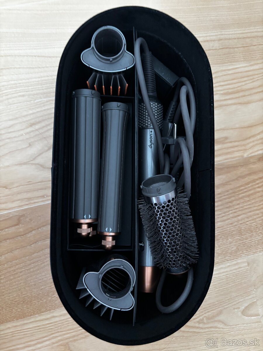 Dyson airwrap - 4