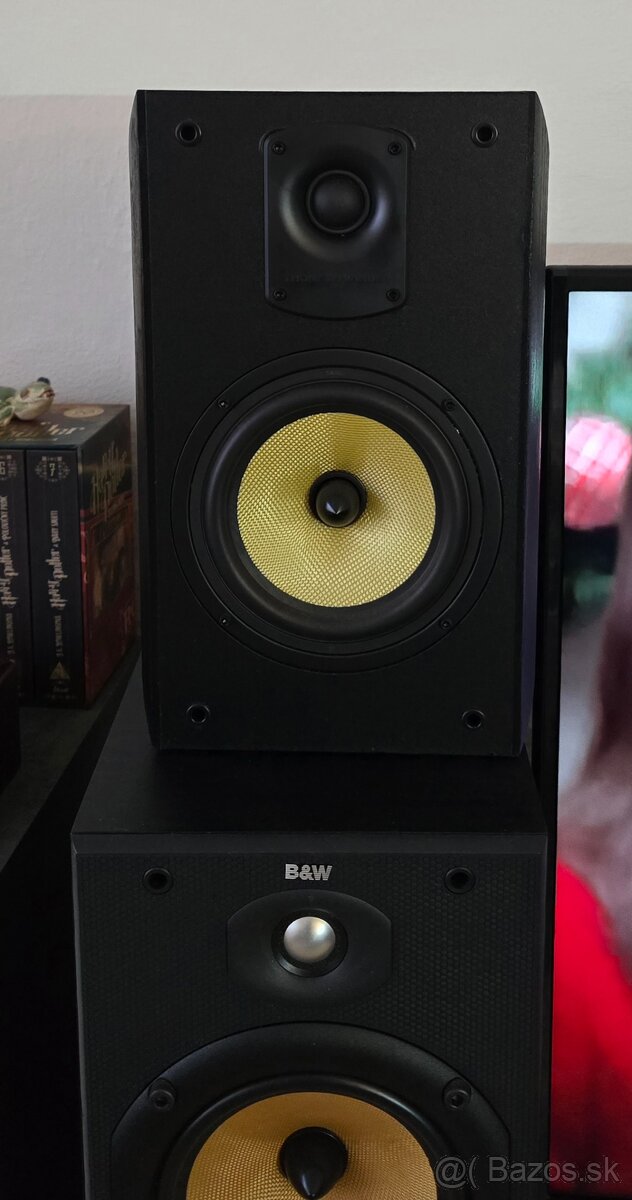 Predam aktivne reproduktory Thonet & Vander® Kugel™ - 4