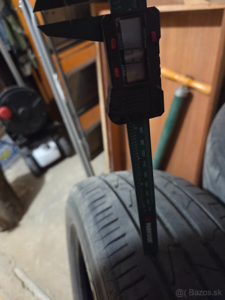 Hankook 215/55 r17 - 4