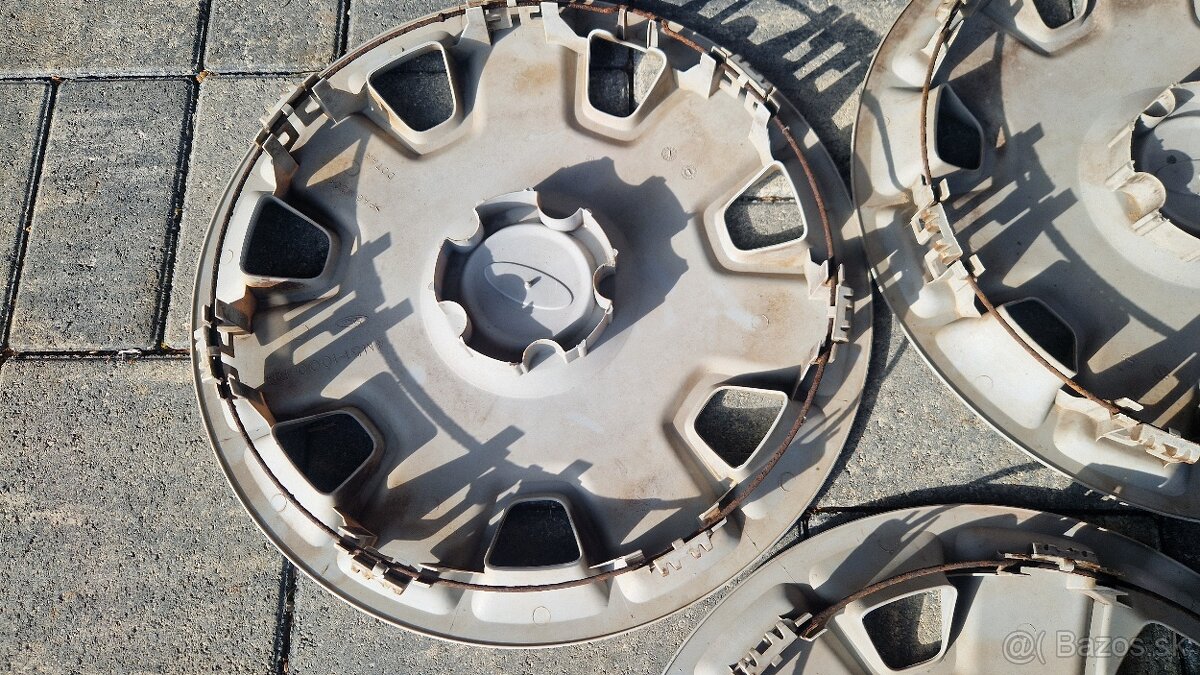 Puklice orig. Ford R15 - 4