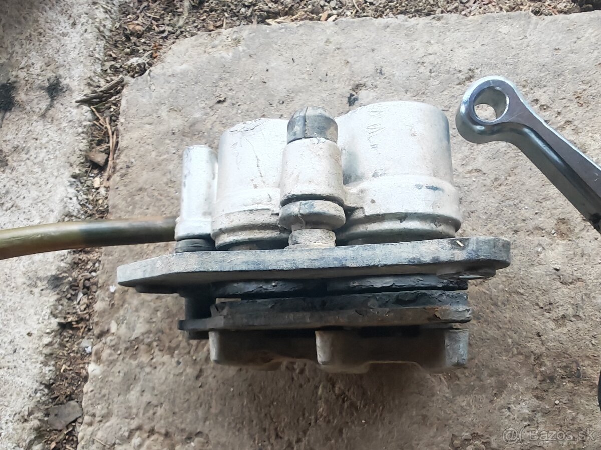 Brzda Yamaha XT 600 2KF - 4