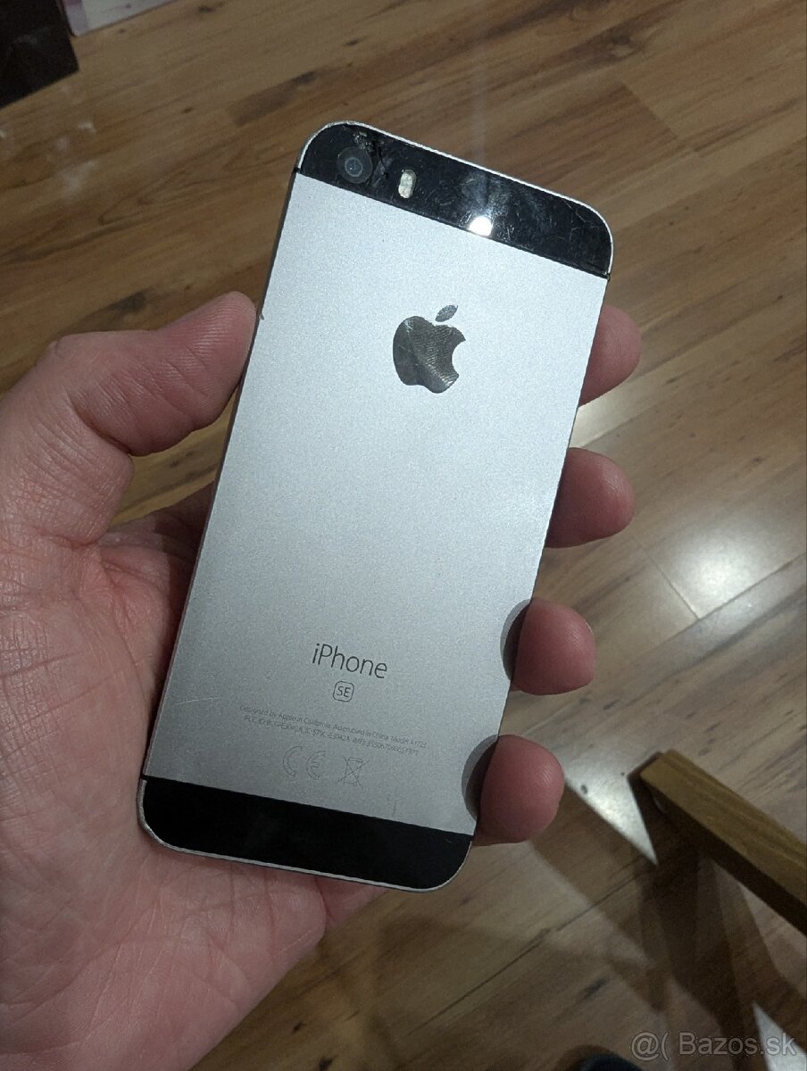 Predam iPhone SE 32 GB - 4
