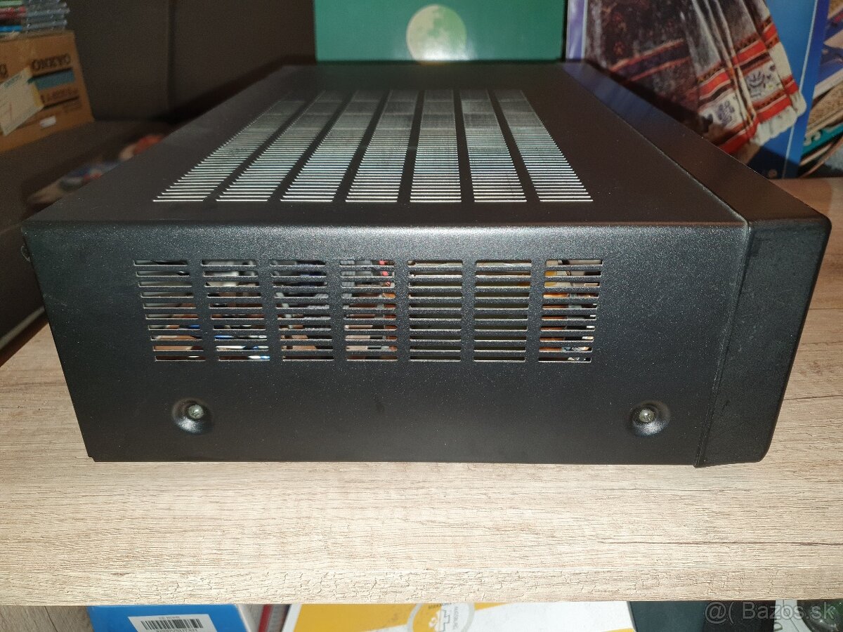 Onkyo A 8820 stereo zosilňovač - 4