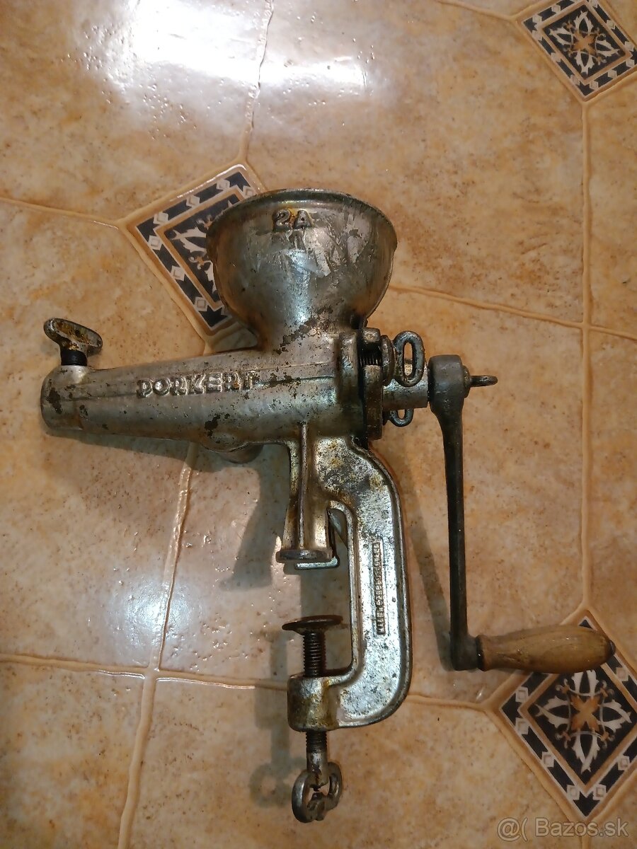 Retro mlynčeky na mäso ovocie - 4