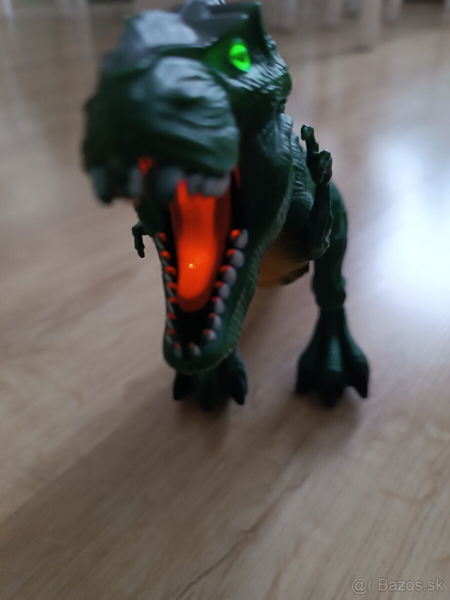 Interaktívny dinosaurus - 4