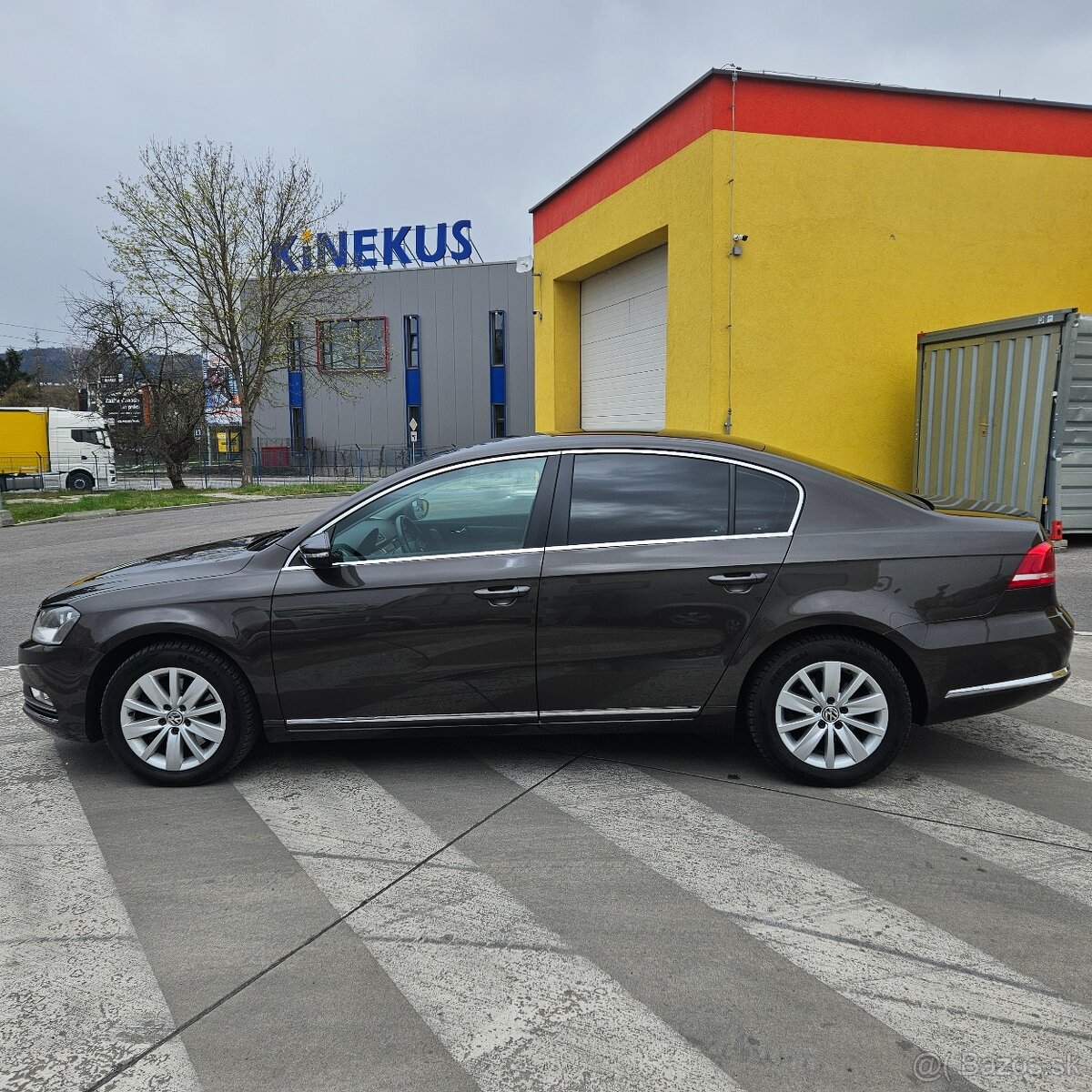 Vokswagen Passat 1.4 CNG ecofuel 6 stupňový manuál - 4