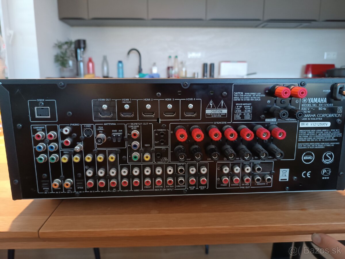 Yamaha RX-V1065 - 4