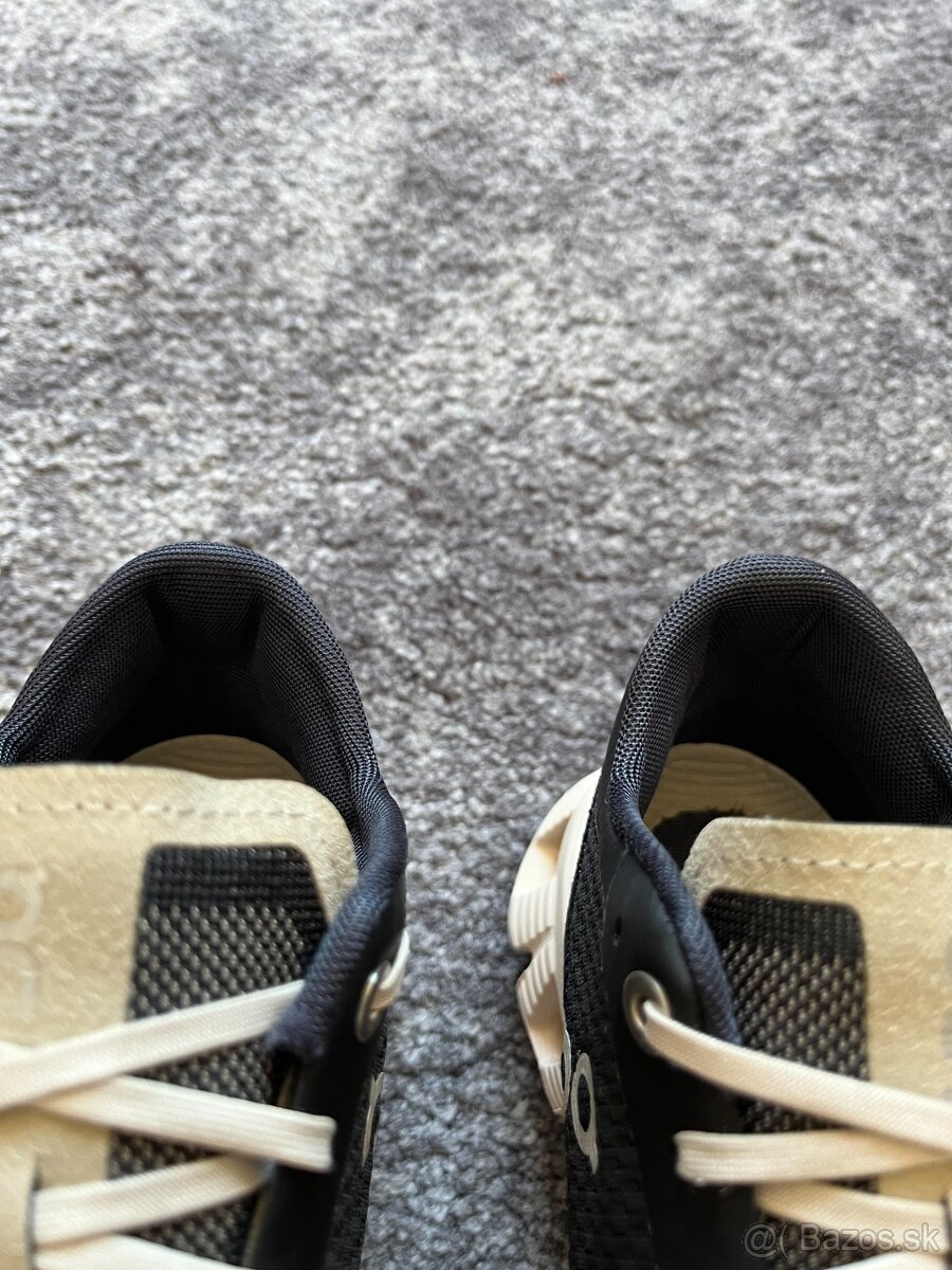 On Running, model Cloud X, velikost 36 - 4