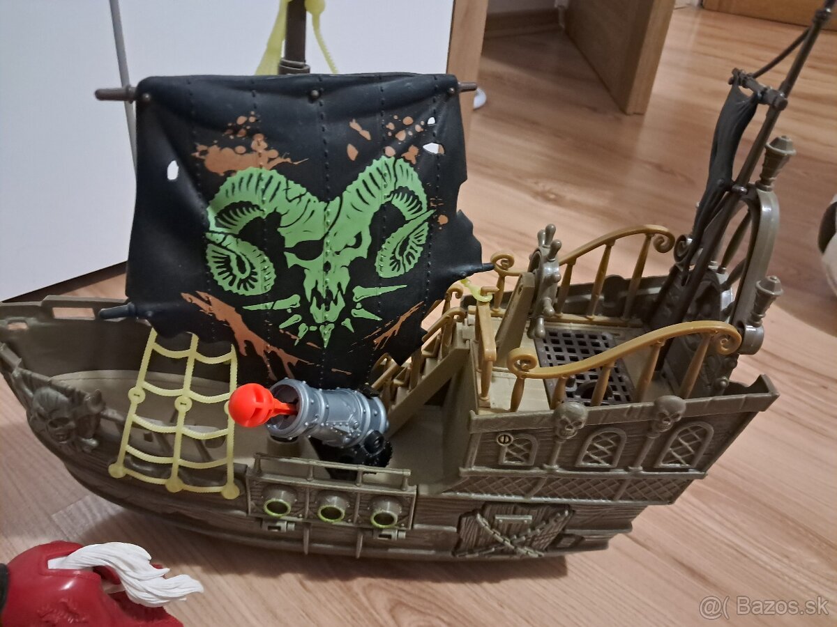 Hrad a piratska loď - 4