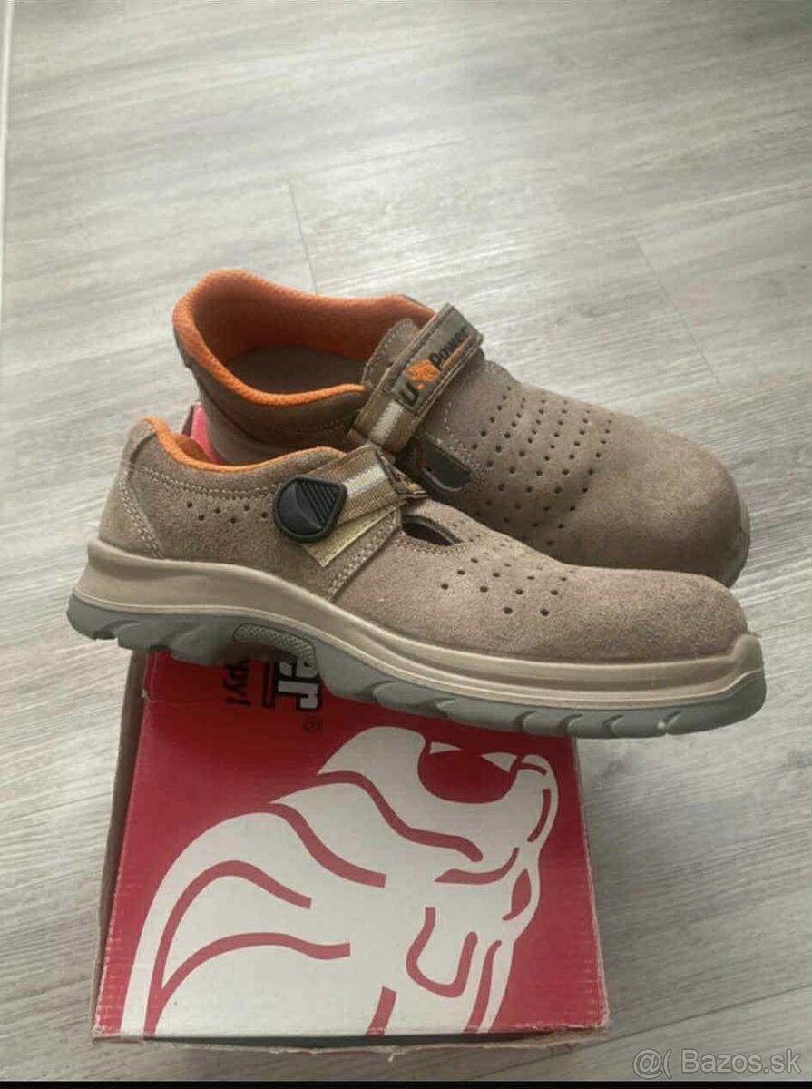 obuv pracovná - 4