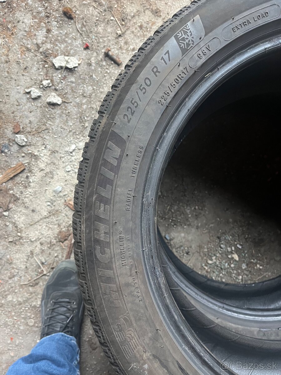Zimne pneu Michelin alpin 6 225/50r17 - 4