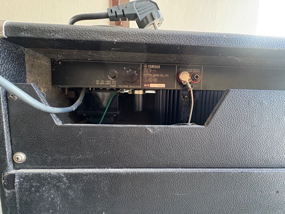 Predám basové kombo Yamaha B50-115 II - 4