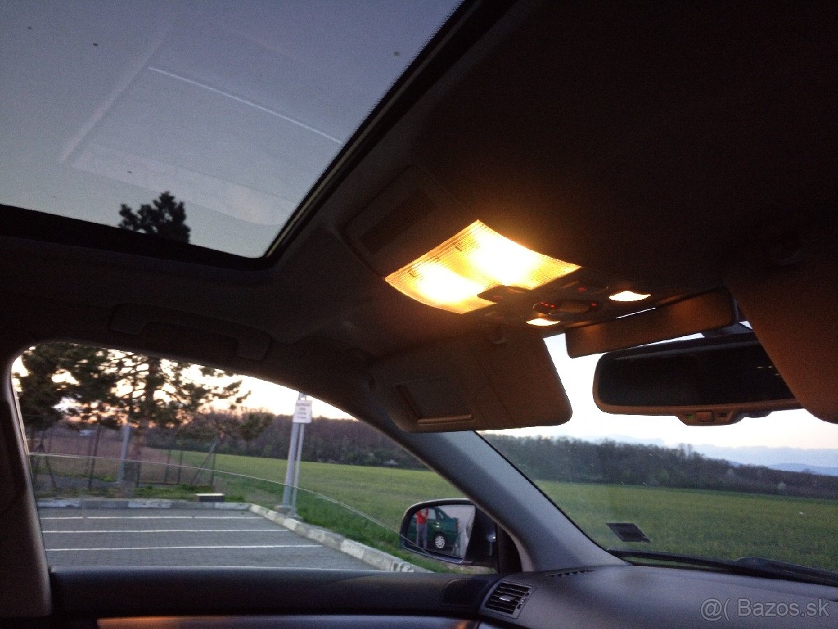 Audi A4 b7 2.0 tdi 103kw BLB s line - 4