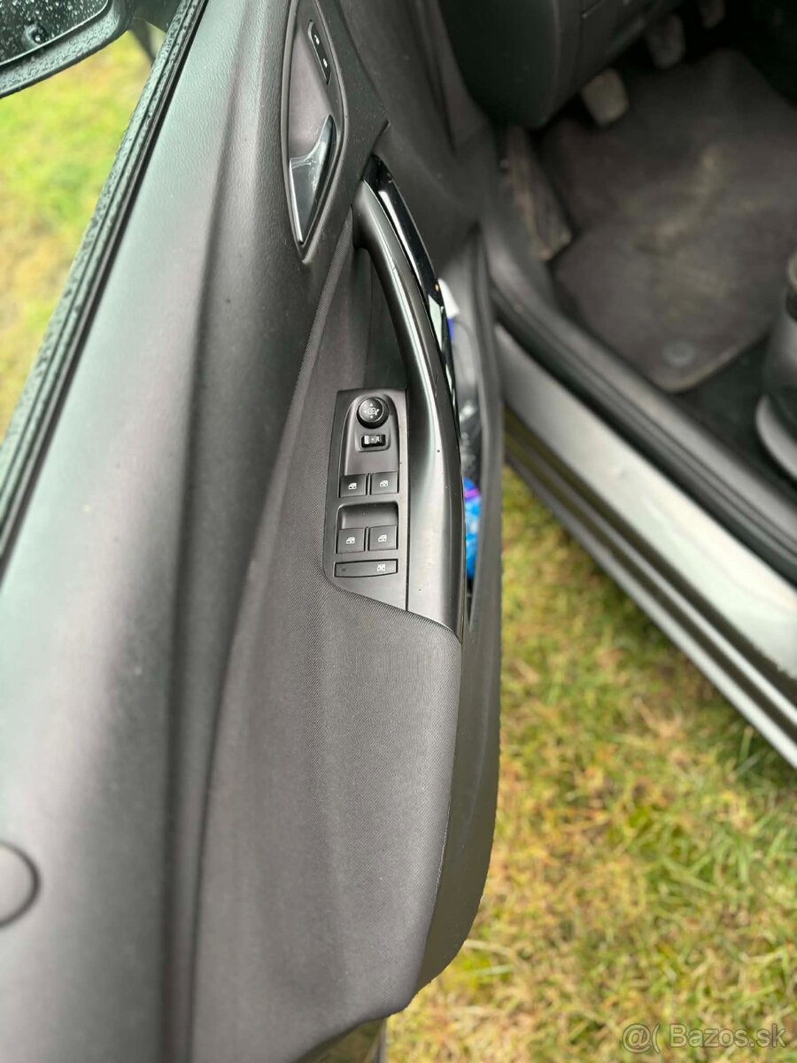 Predám Opel astra - 4