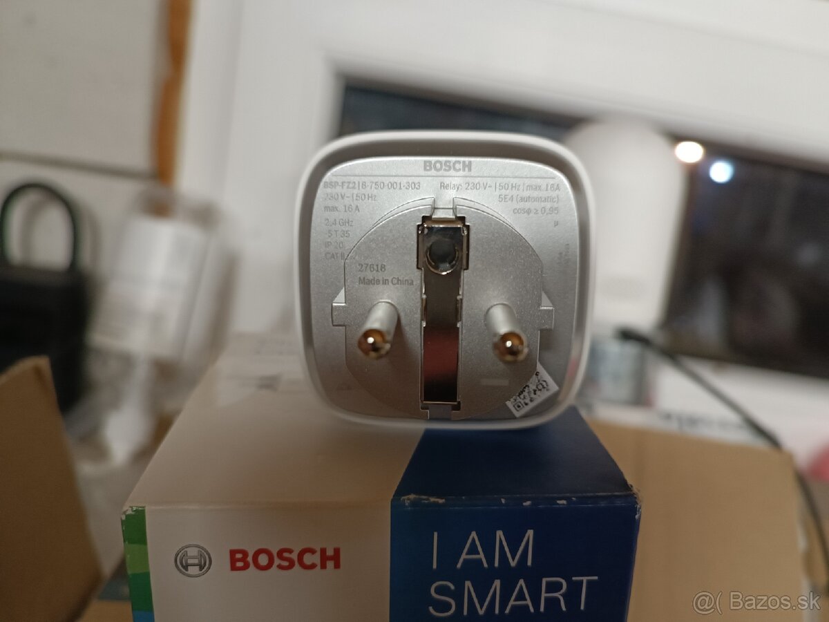 Smart zásuvka Bosch Smart Home Plug Compact - 4