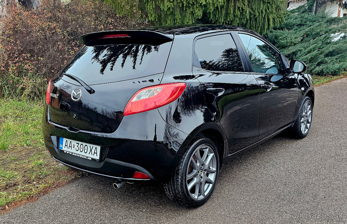 Mazda 2 - 4