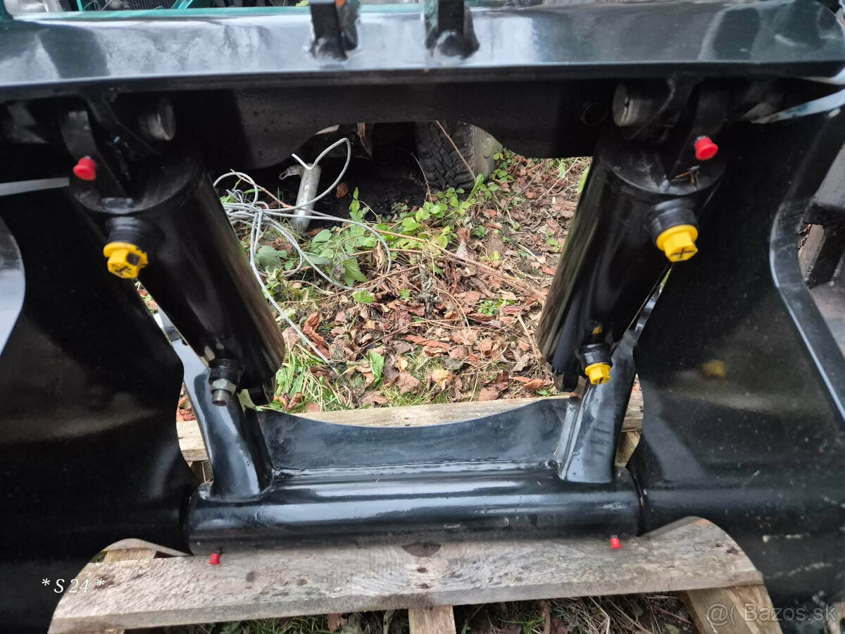 v ponuke nosič naradia čelná hydraulika - 4