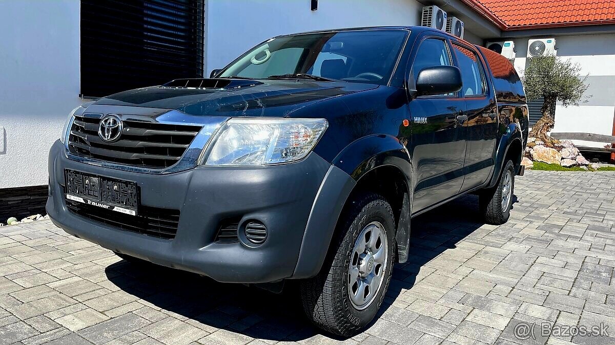 TOYOTA HILUX 2.5DI-D - PREDAJ AJ NA SPLÁTKY OD 0% AKONTÁCIE