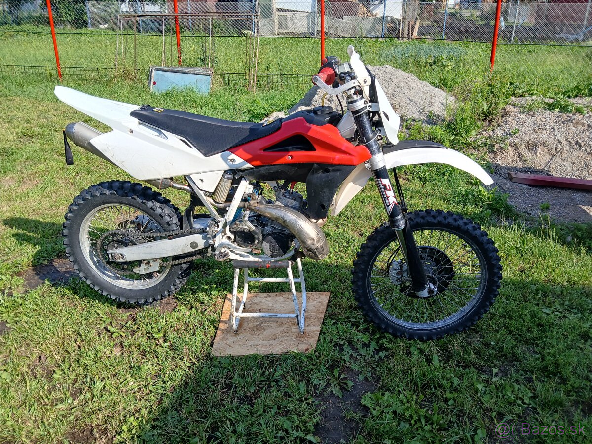 Husqvarna WR250 r.v09