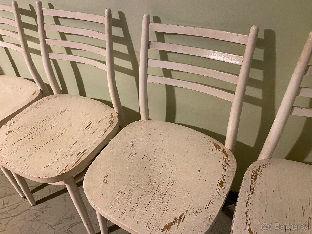 Biele stoličky 4ks - 4