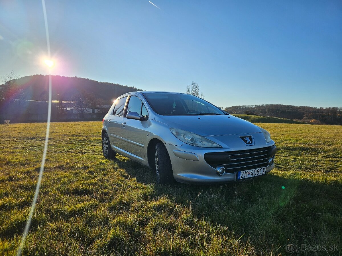 Peugeot 307 1.6 HDi – spoľahlivý hatchback s nízkouSpotrebou - 4