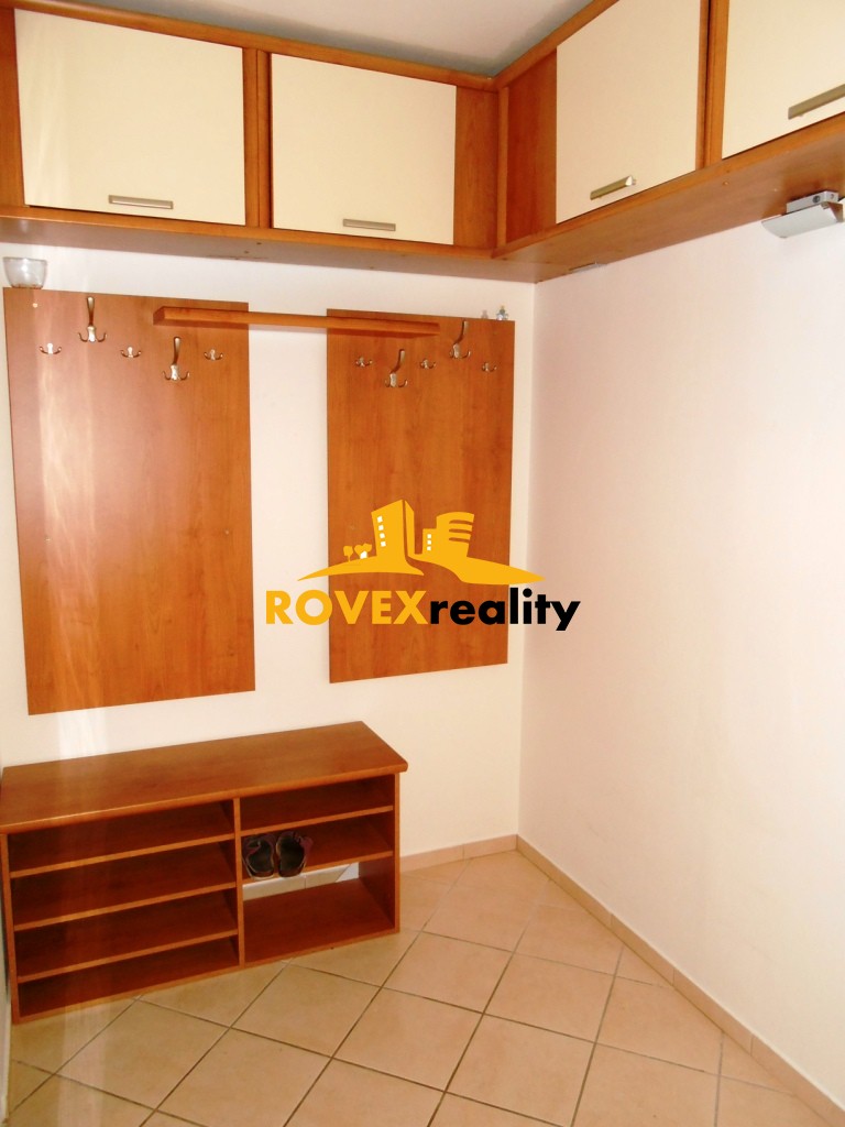 Jednoizbový veľkometrážný byt,Partizánske, podnájom - 4