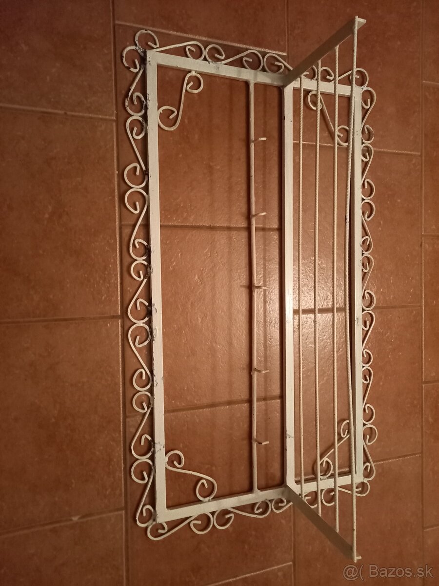 Kovová polica/vešiak vintage - 4