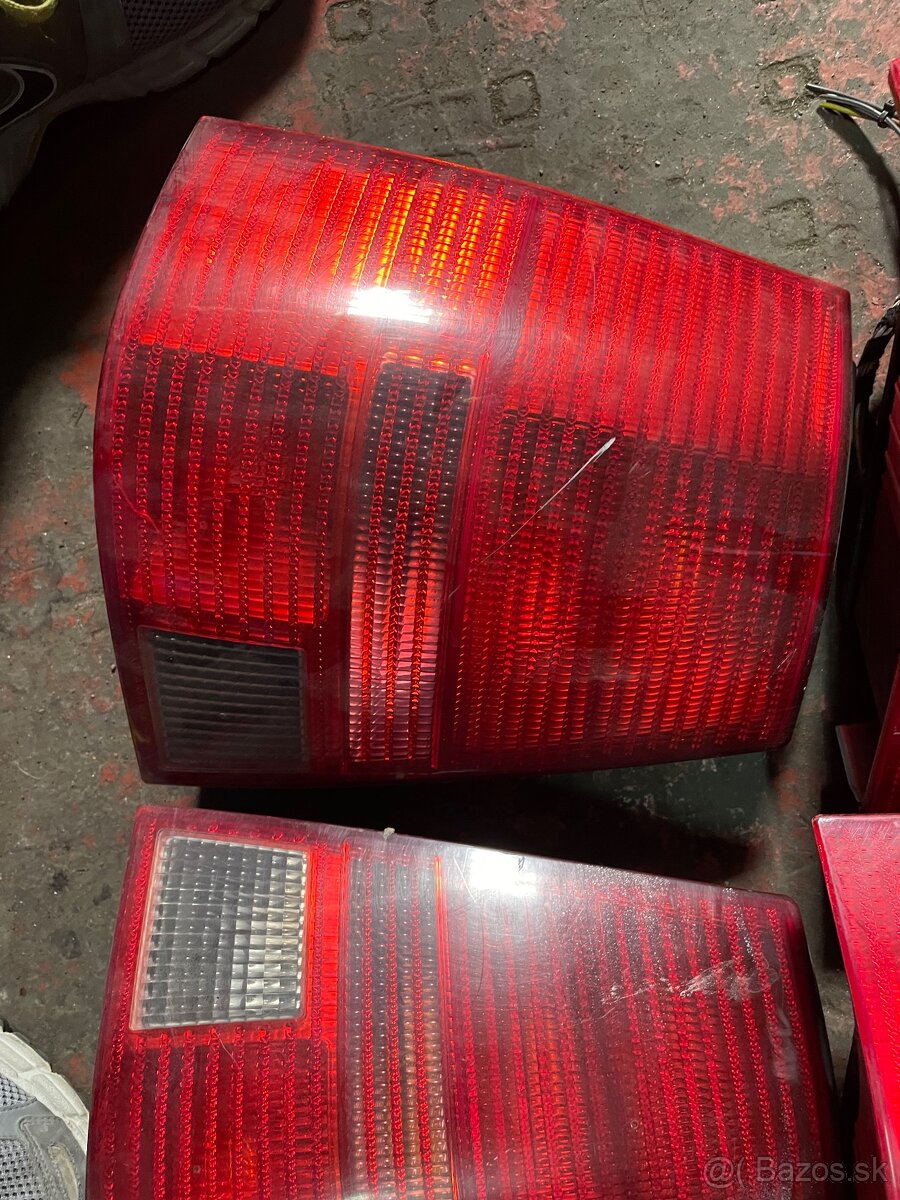Zadne svetla VW Golf 4 kombi - 4