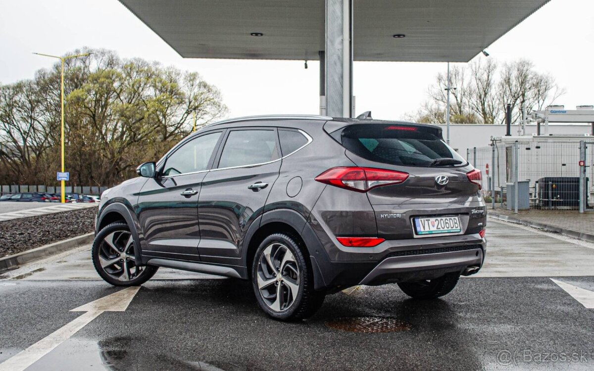 Hyundai Tucson 2.0 CRDi 4x4 Premium - 4