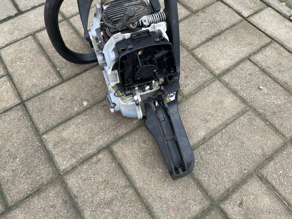 Predám motorovú pilu STIHL MS 211/C - 4