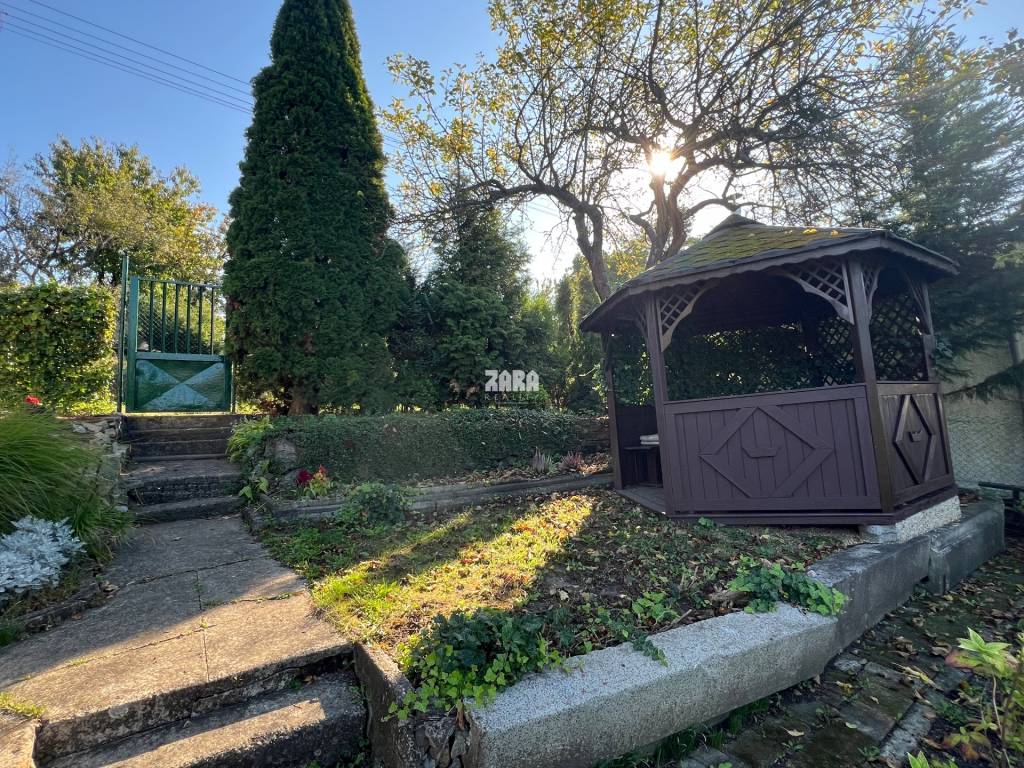 Košice - Sever, Kalvária, Račí potok III, Chata so záhradou - 4