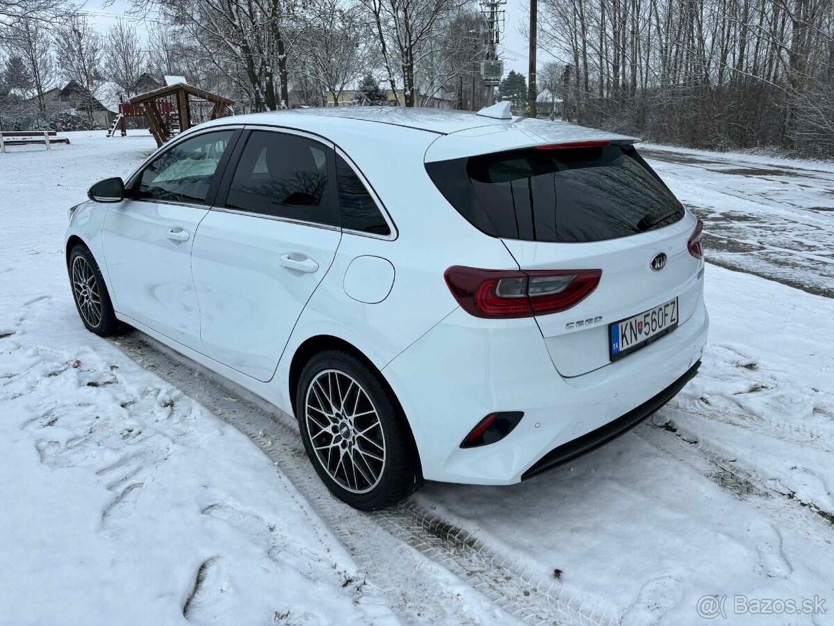 Kia Ceed 1.6 CRDi mHEV Gold - 4