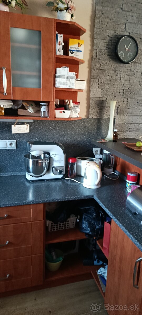 Veľka kuchynská linka - 4