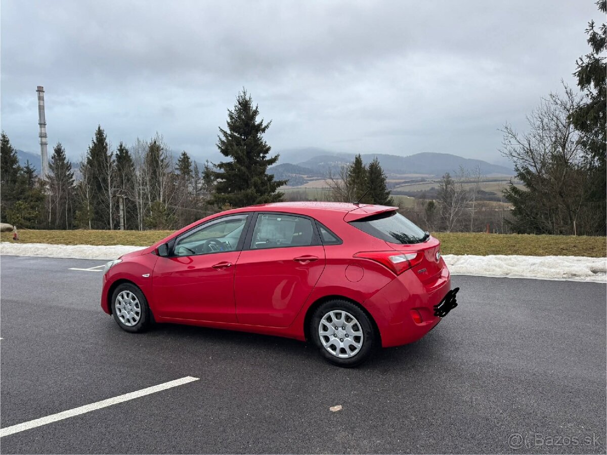 Hyundai i30 Hatchback 1.6 MPI Benzín, 88kW - 4