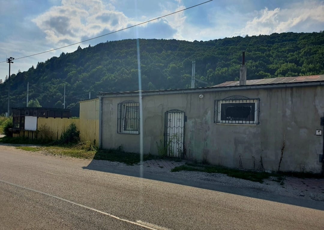 Sklad a Budova na prenájom - 4