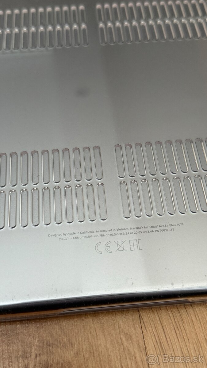 MacBook Air 13" (M2, 2022) - 4