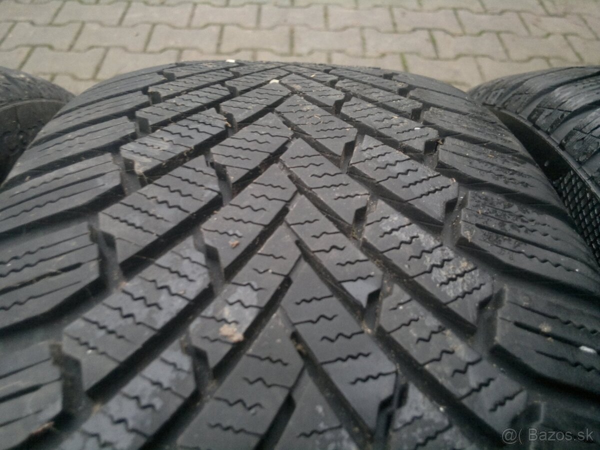 Zimne pneu. Continental 225/45 r17 - 4
