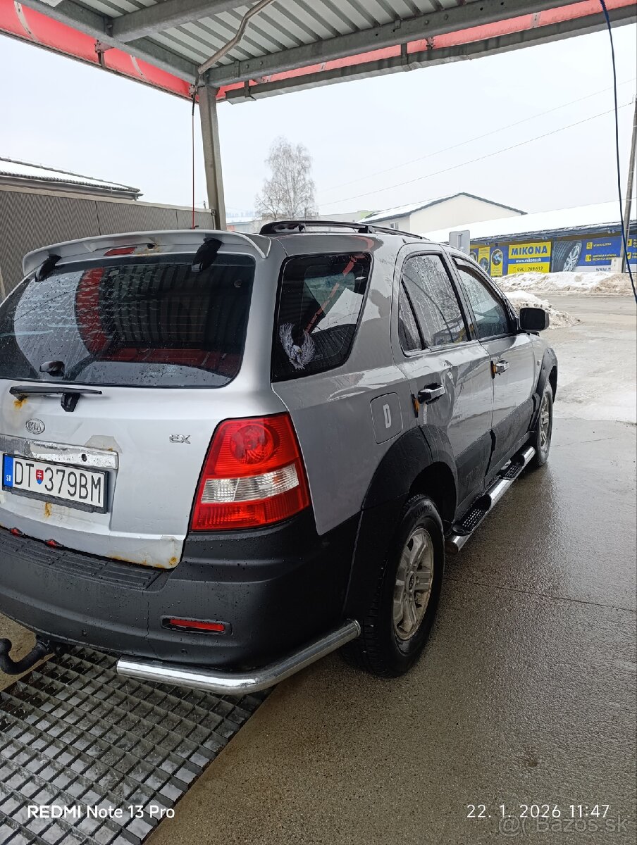 Kia Sorento - 4