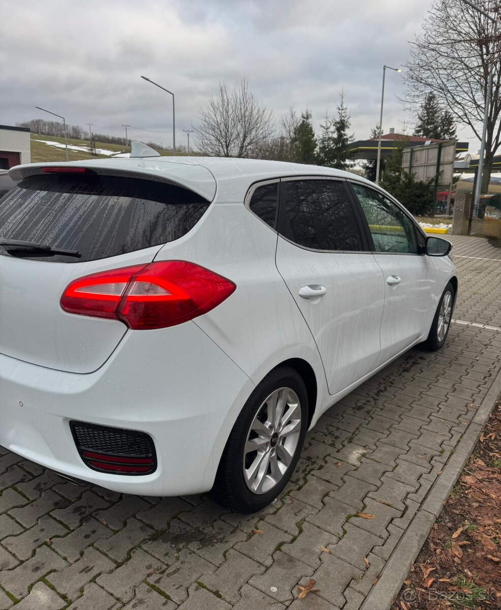 KIA CEED 1.6 GDi 99 kW - 4