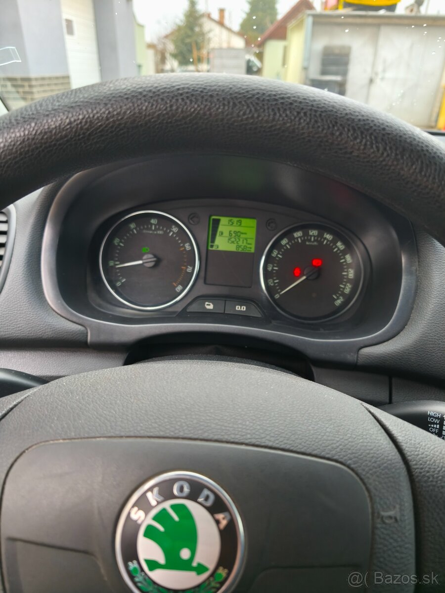 Škoda Roomster 1,2 tsi - 4