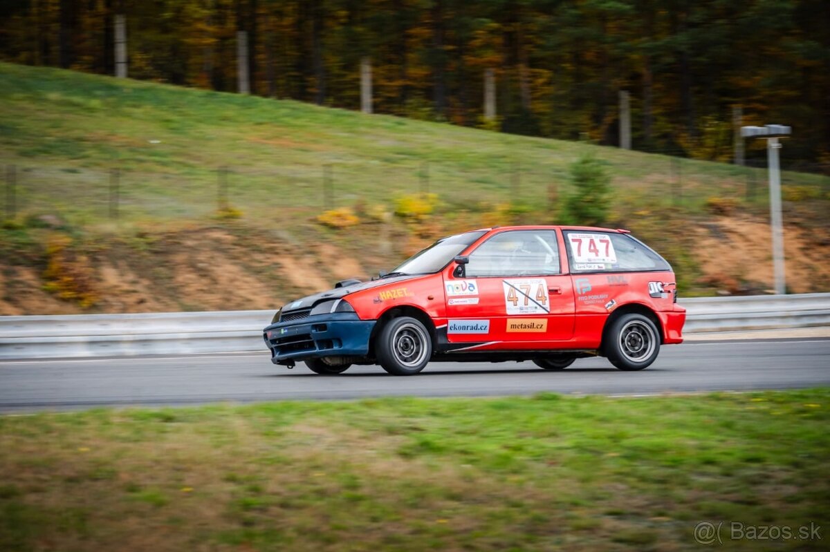 Suzuki swift gti - 4