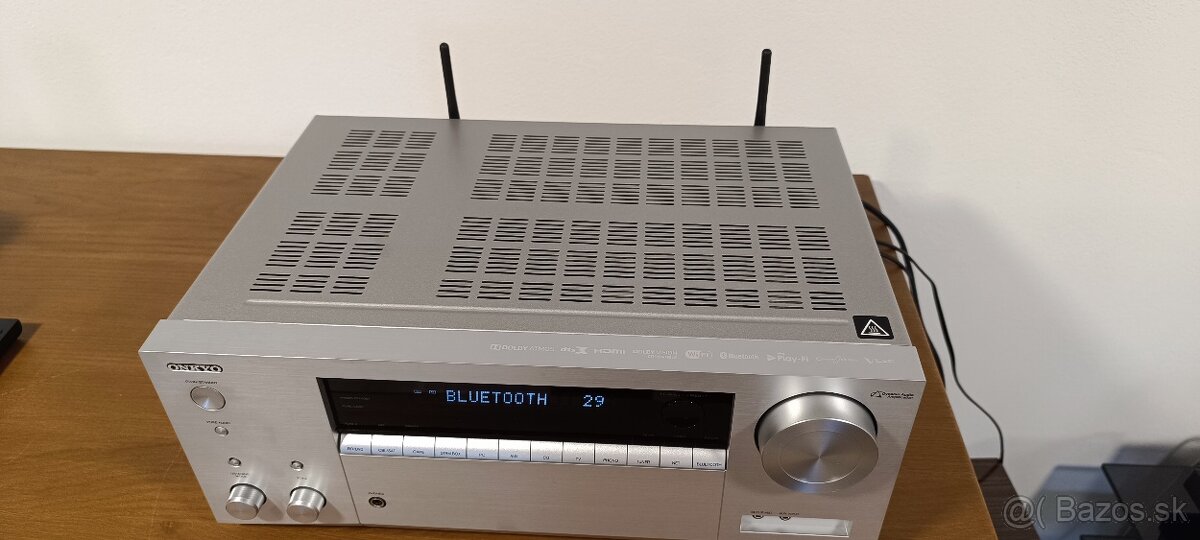 Onkyo TX-NR 575E strieborný - 4